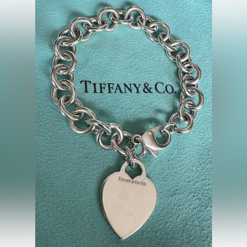 Tiffany & Co. Sterling Silver 925 Heart Bracelet 7.9 Inches